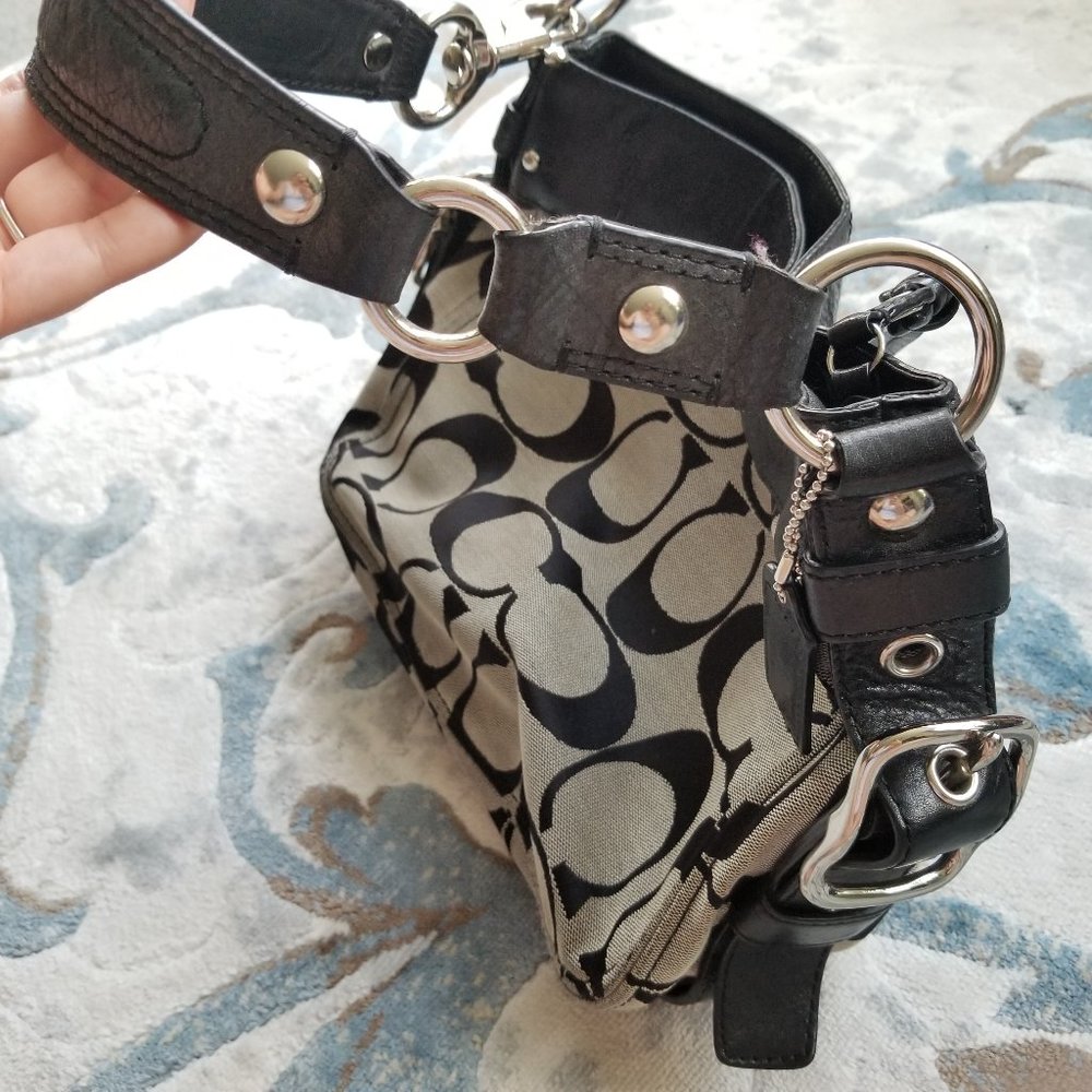 COACH Grey and black monogrammed hobo bag - Picture 3 of 8
